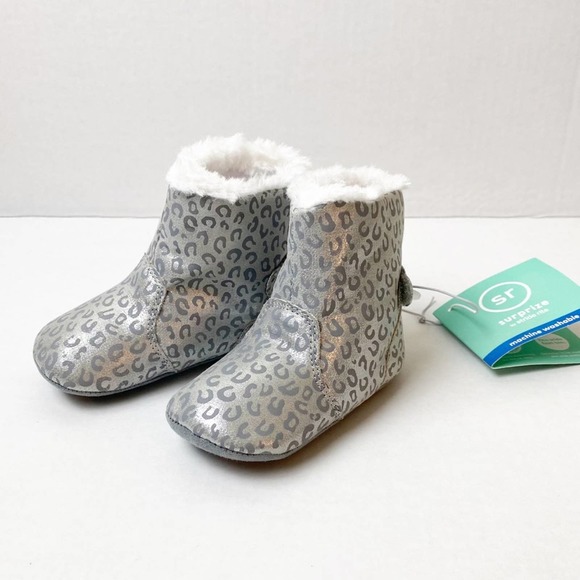 Surprize By Stride Rite Silver Leopard 